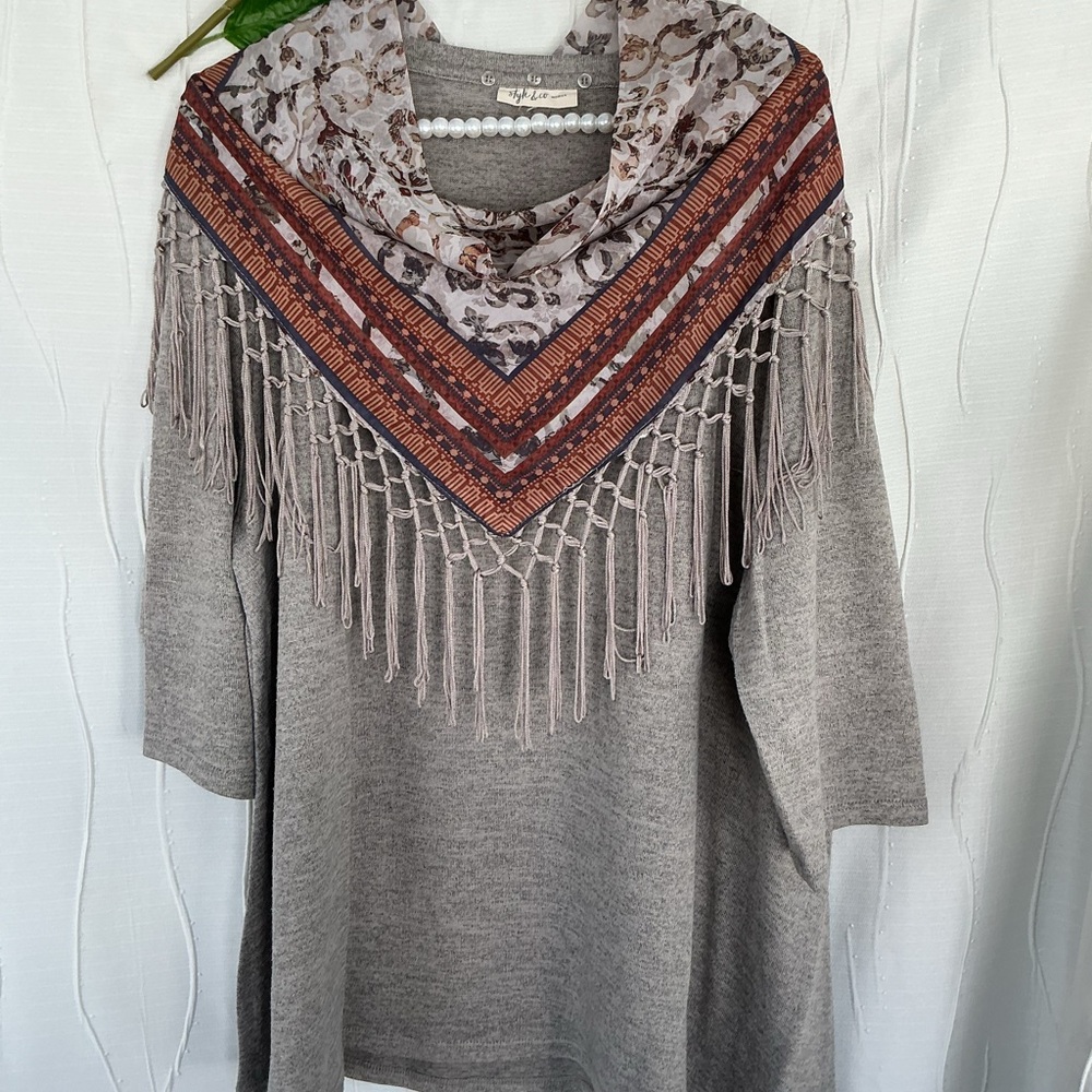 Style & Co. Gray Top with Floral and Geometric Patterned Scarf